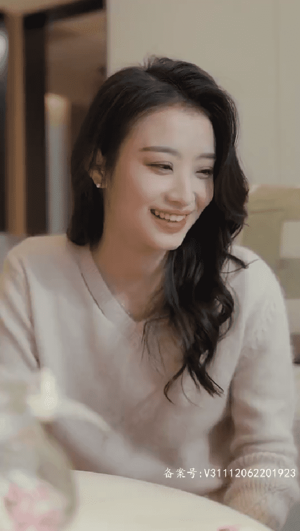 总裁夫人你别跑第01集